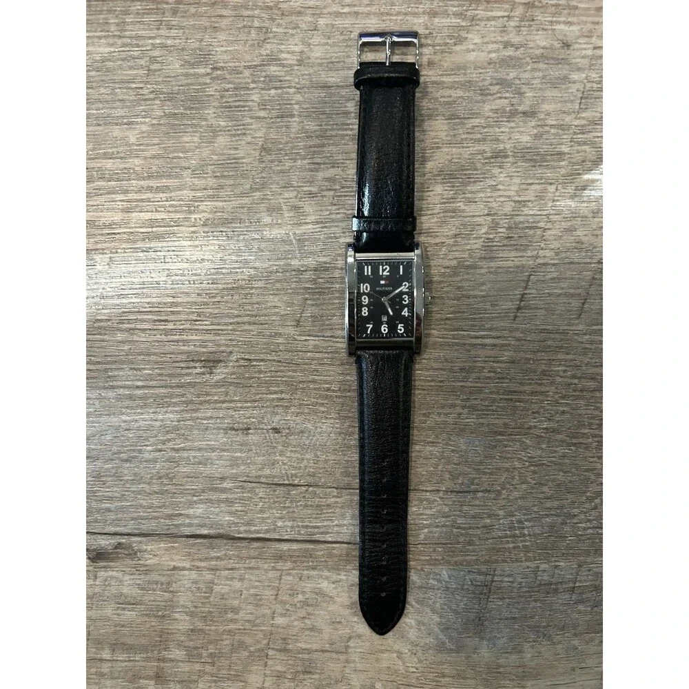Tommy Hilfiger Tank Watch Black Dial Leather Strap Th.142.1.25.1107 Untested